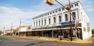 Part of historic downtown Henderson. Photo by Chris Litherland.