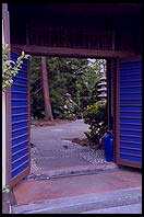 doorway, Golden Gate Park, San Francisco, photo ©Phil Greenspun